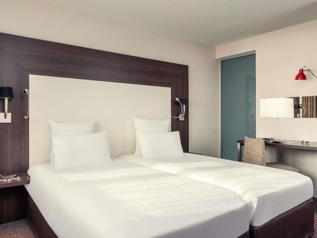 Privilege Room with twin beds room - Image 1
