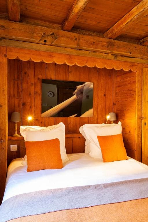 Small Double or Twin Room room - Image 2