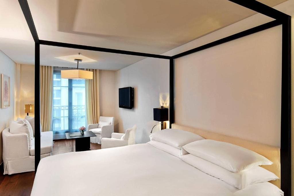 Superior, Guest room, 1 King room - Image 1