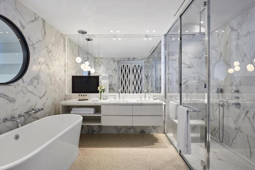 Loft Suite with Sea View room - Image 3