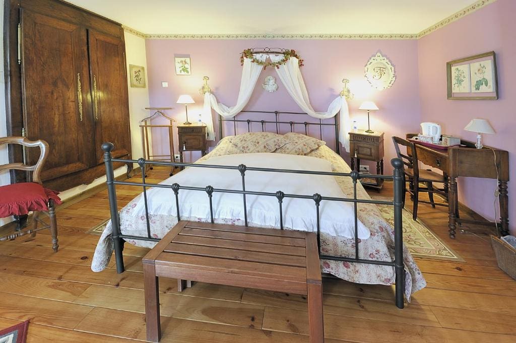 Triple Room with Bath room - Image 3