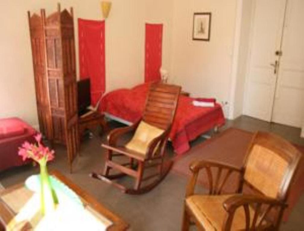 Quadruple Room with Shared Bathroom room - Image 3