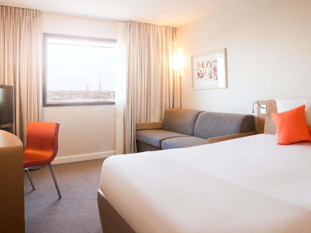 Standard Room with 1 Double bed and Single sofa Bed room - Image 1