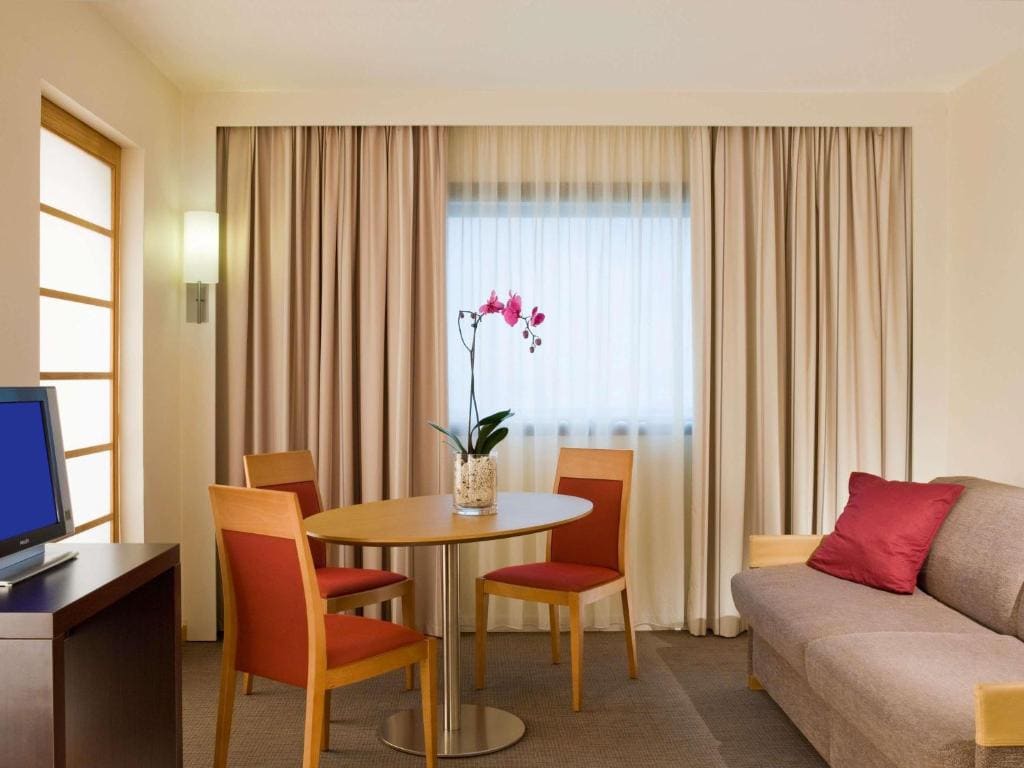 Suite with Views of Paris - One Double Bed and One Single Sofa Bed room - Image 3
