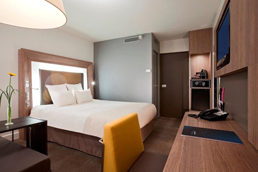 Two Connecting Double Rooms room - Image 3