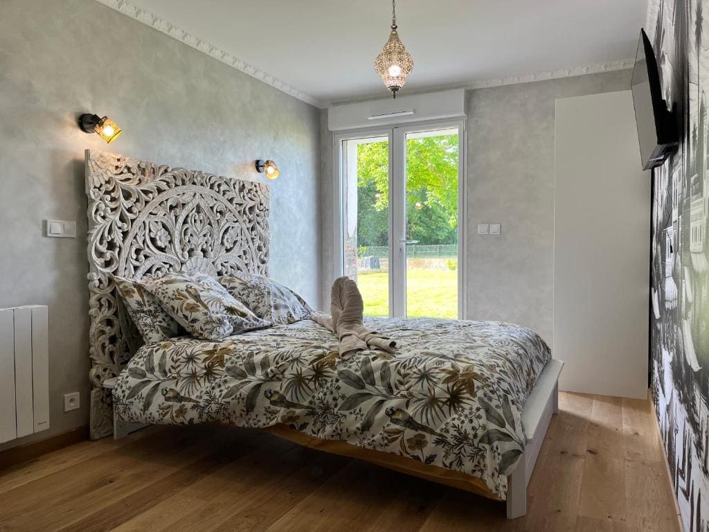 Double Room with Garden View room - Image 2