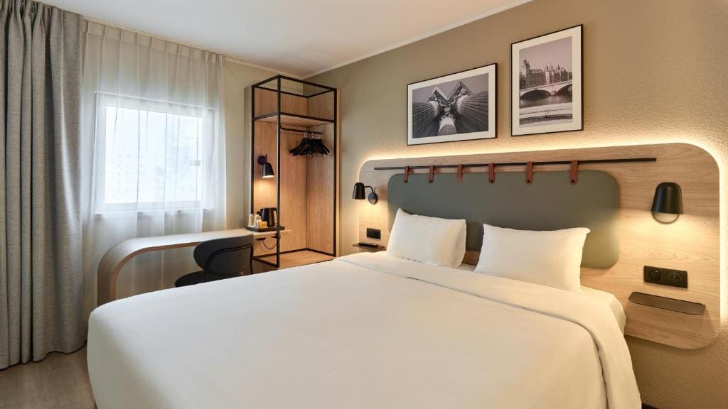 Standard Queen Room room - Image 3