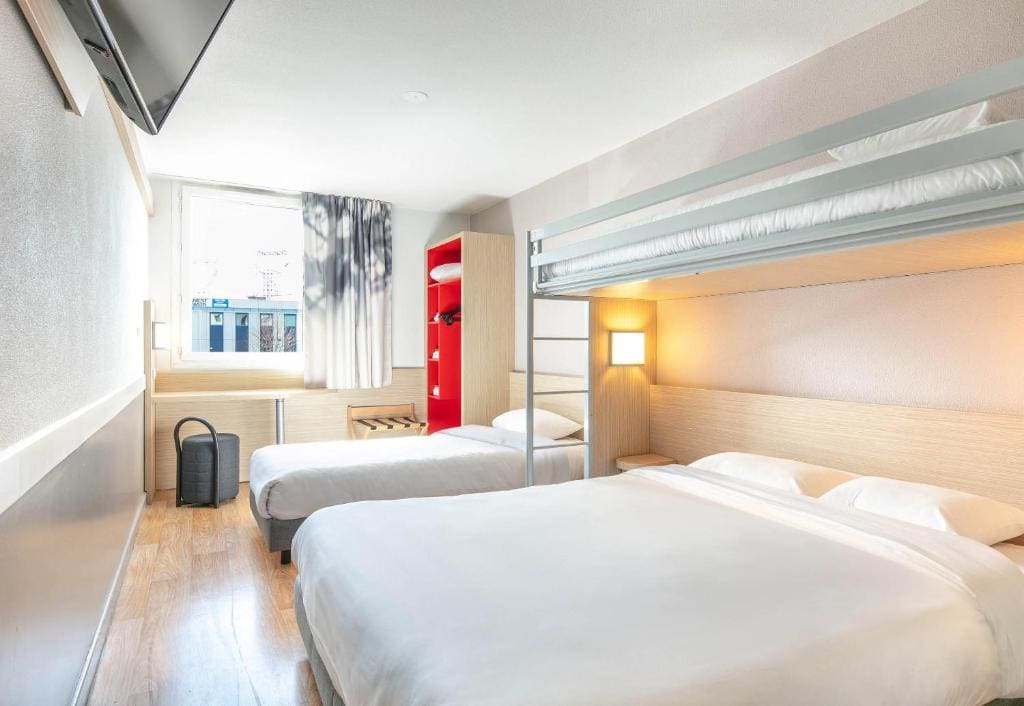 Quadruple Room room - Image 1
