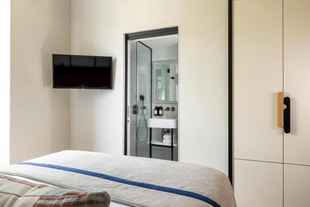 Classic Double Room room - Image 3