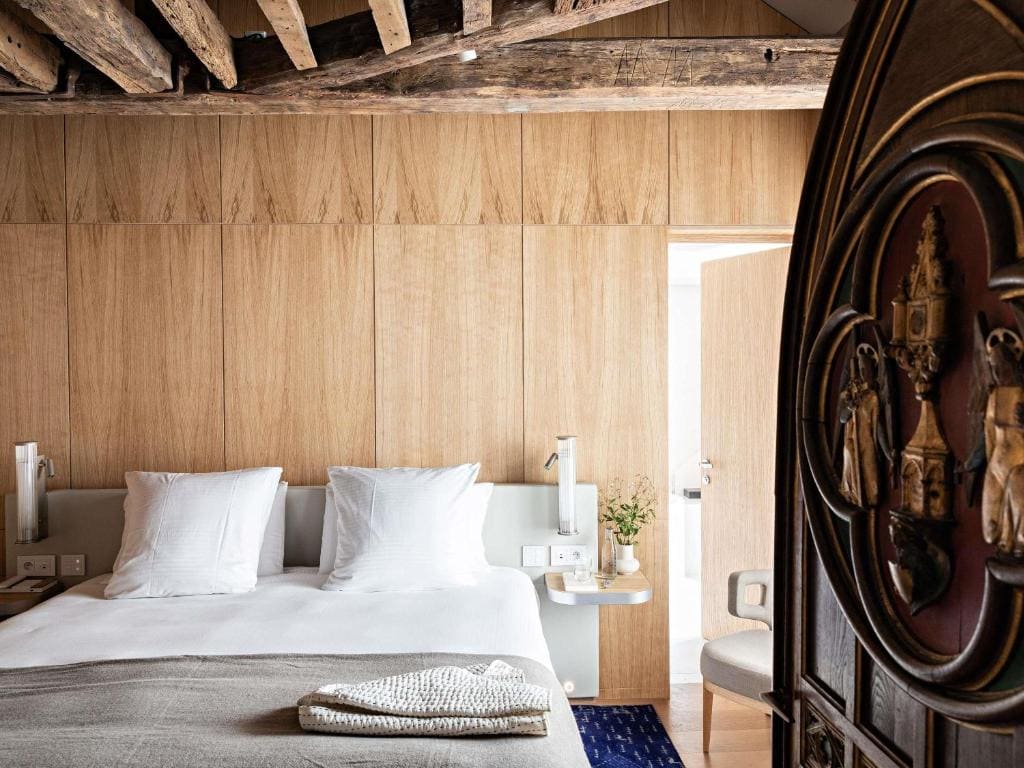 Suite Chapelle room - Image 2