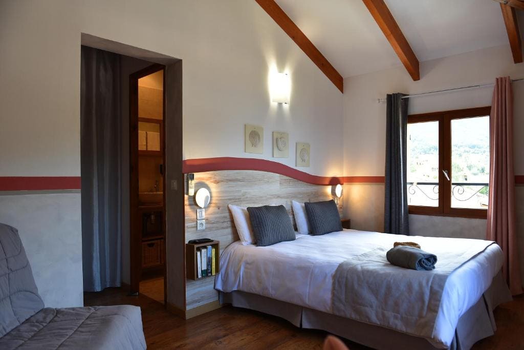 Standard Double Room room - Image 3