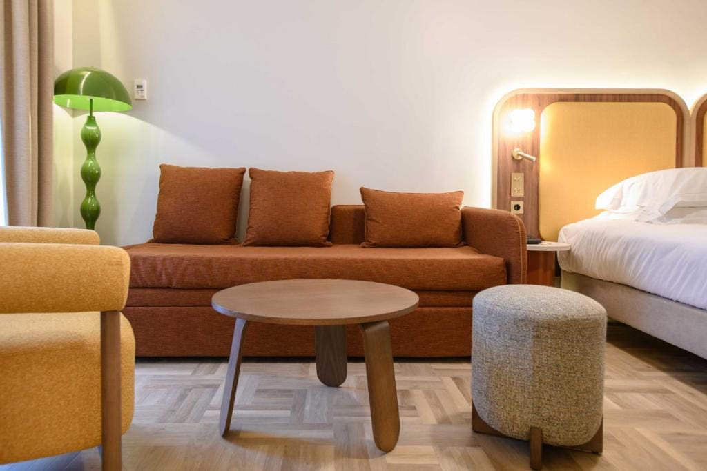 Deluxe Double Room room - Image 2