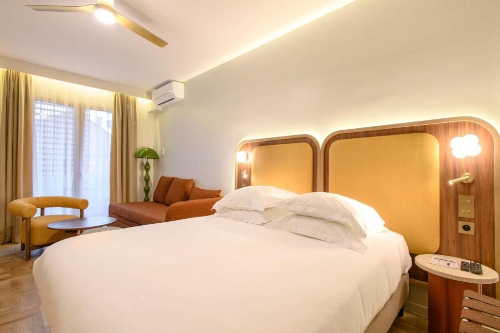 Deluxe Double Room room - Image 1