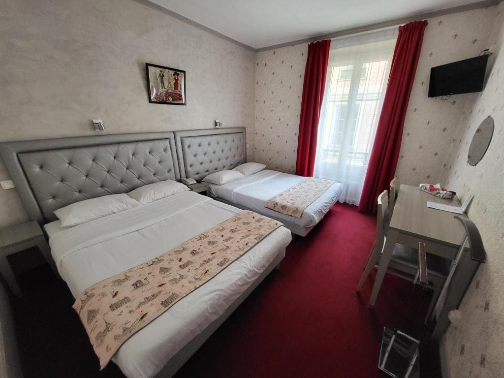 Standard Double Room with Two Double Beds room - Image 1