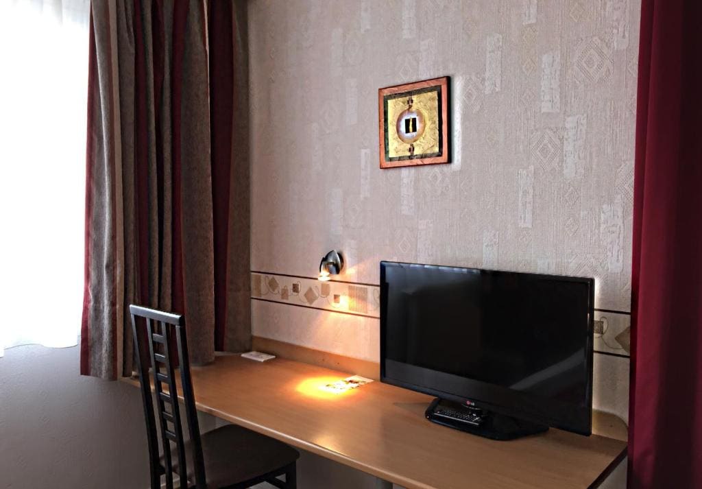 Quadruple Room room - Image 2
