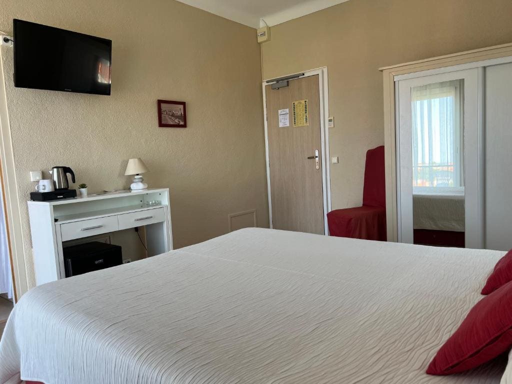 Superior Double Room room - Image 2