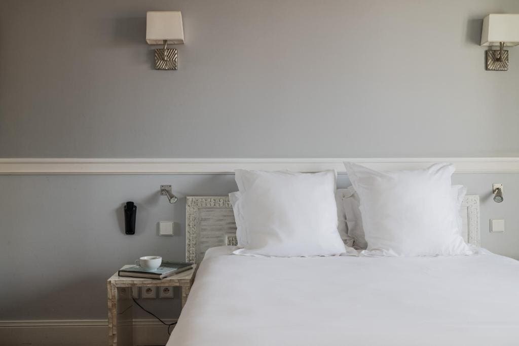 Comfort Room with View room - Image 1
