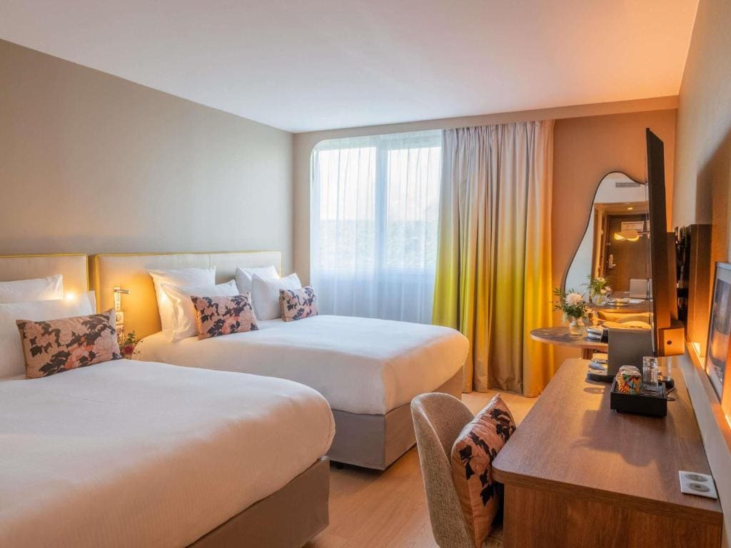 Superior Family Room with 2 Double Beds room - Image 3