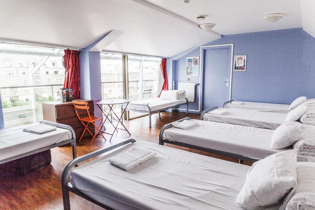 Bed in 6-Bed Dormitory Room Ensuite room - Image 1