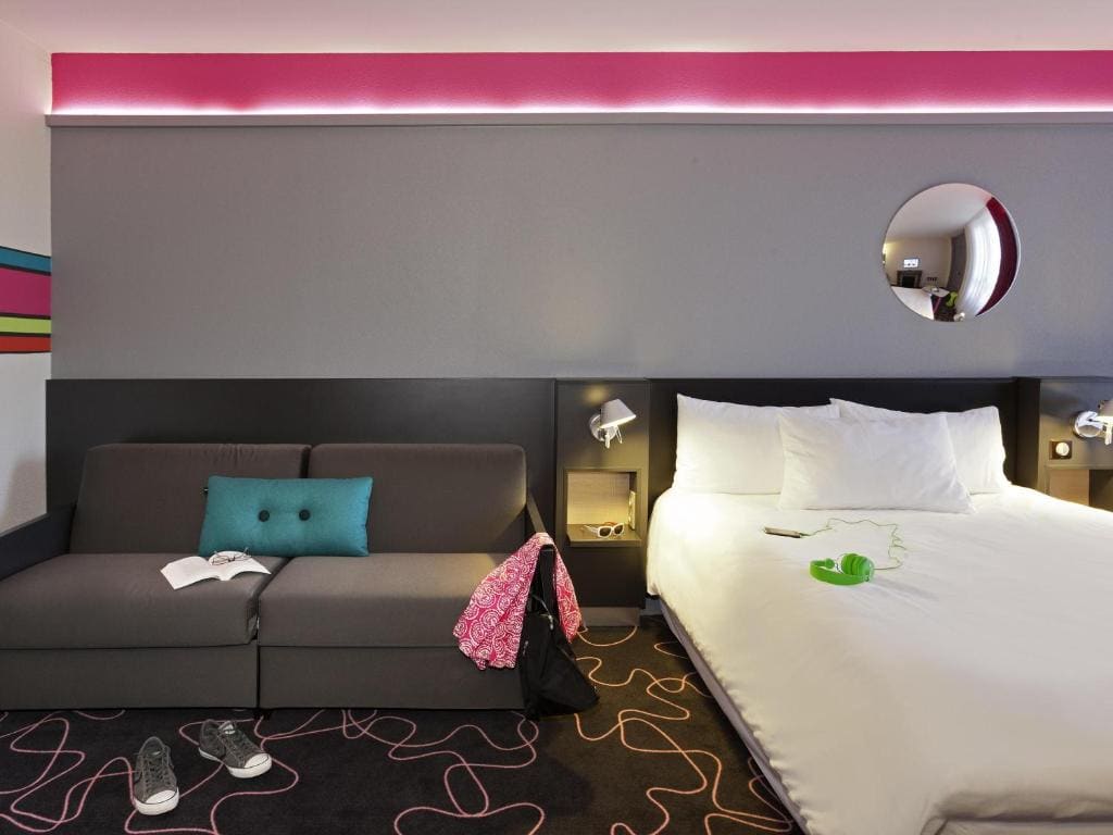 Standard Family Suite with One Double Bed and Sofa room - Image 2