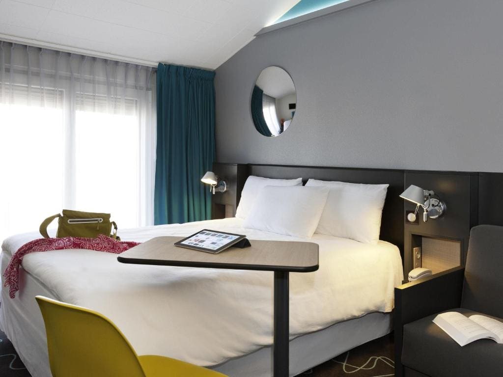 Standard Room with 1 Double Bed and 1 Sofa Bed room - Image 1