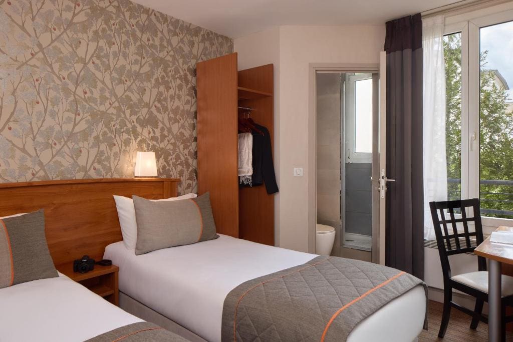 Comfort Twin Room room - Image 2