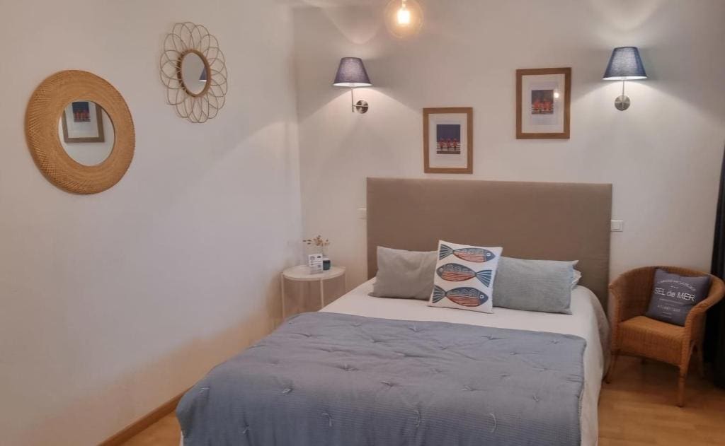 Small Double Room room - Image 3