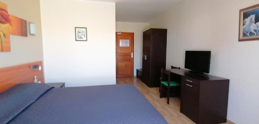 Standard Double Room room - Image 2