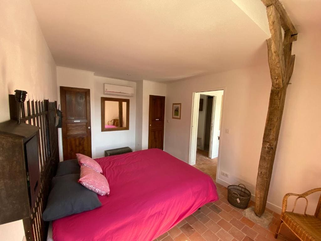 Deluxe Family Suite room - Image 3