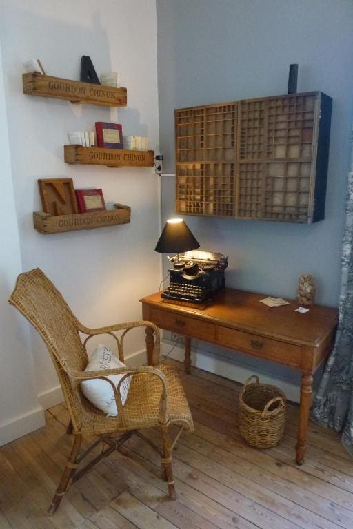 Large Double Room room - Image 1