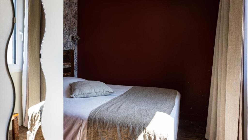 Standard Double Room room - Image 2