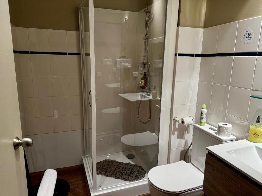 Standard Double Room room - Image 2