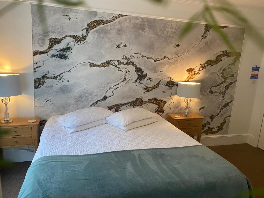 King Room room - Image 1