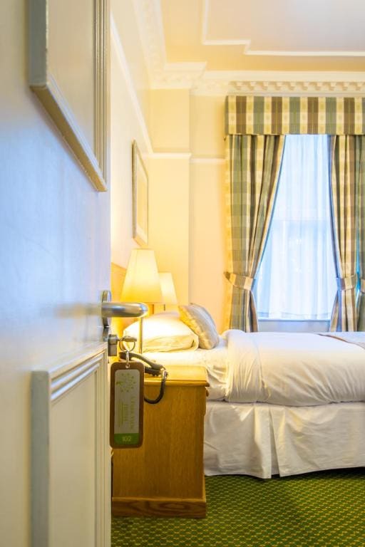 King Room room - Image 1