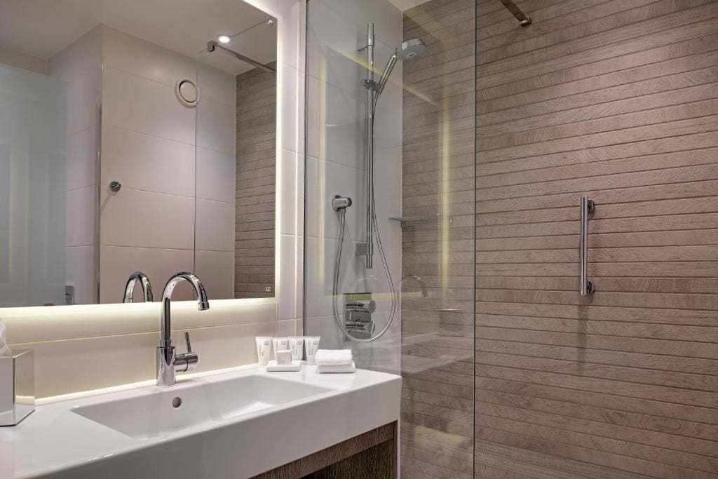 Standard Double Room room - Image 2
