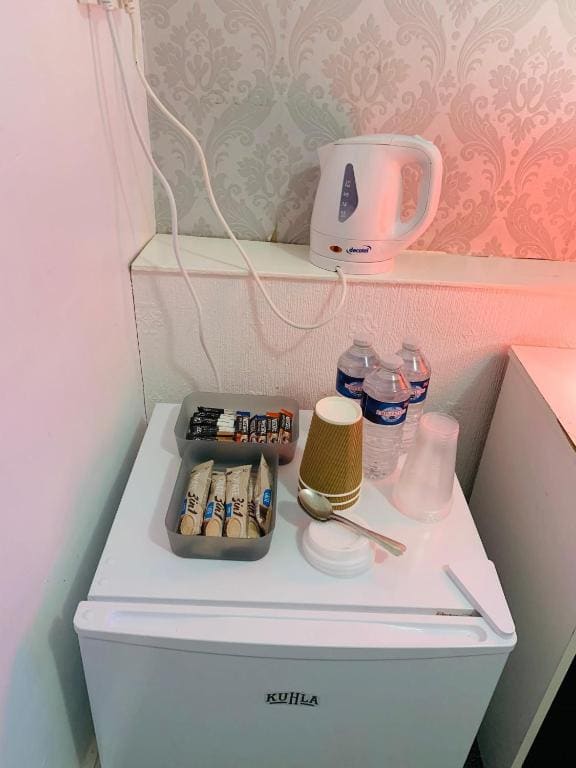 Double Room with Private Bathroom room - Image 2