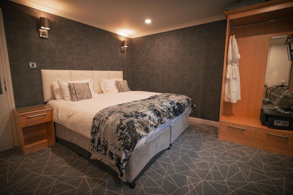 Classic Double Room room - Image 3
