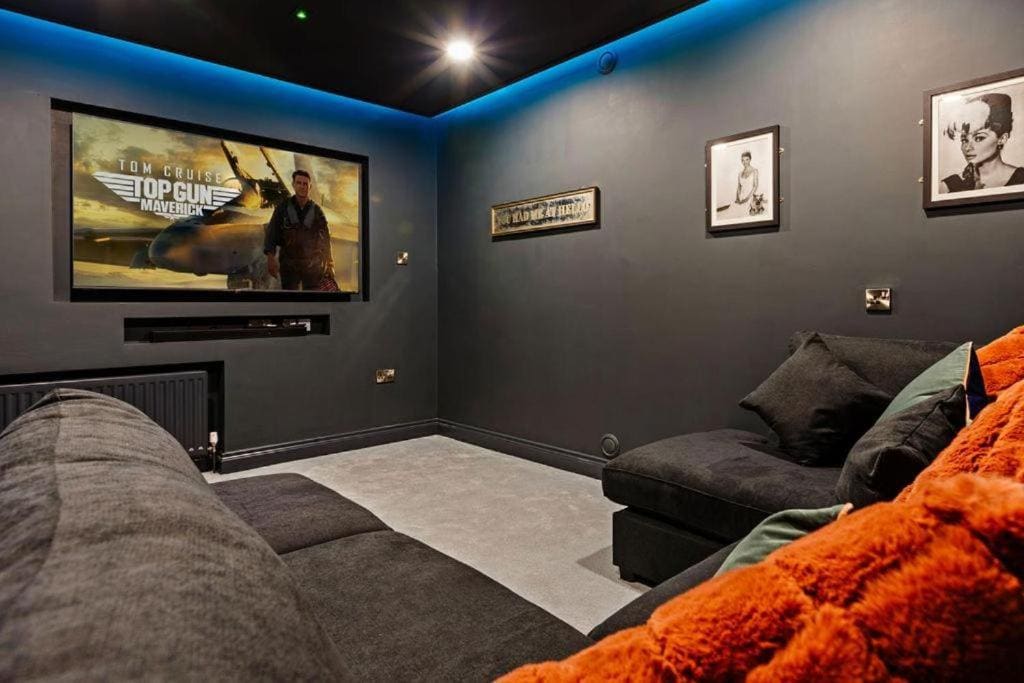 Holiday Home room - Image 1
