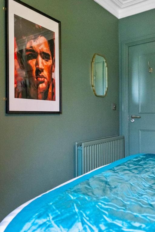 King Room with Private External Bathroom room - Image 1