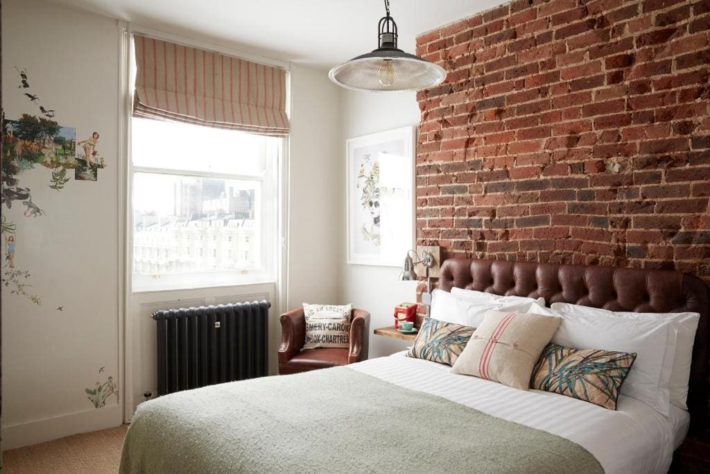 Comfy Double Room with Sea View room - Image 1