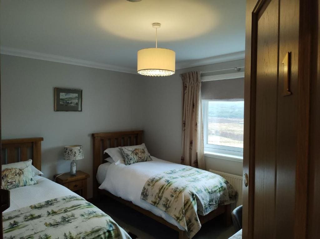 Standard Twin Room room - Image 1