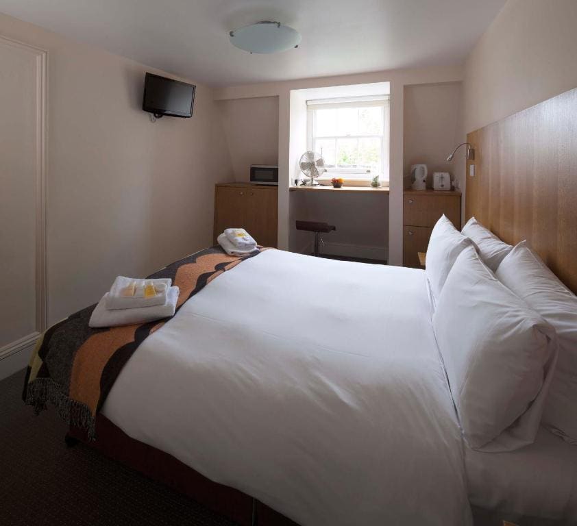 Compact Studio room - Image 3