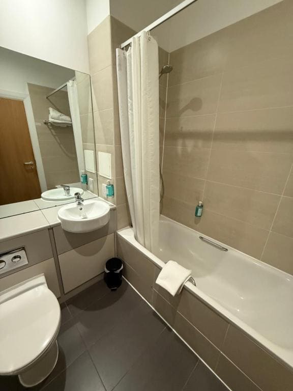 Deluxe Room room - Image 1