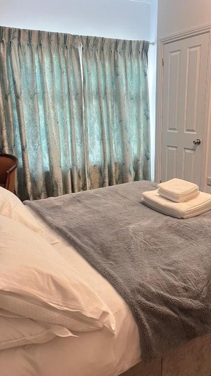 Double Room with Private Bathroom room - Image 2