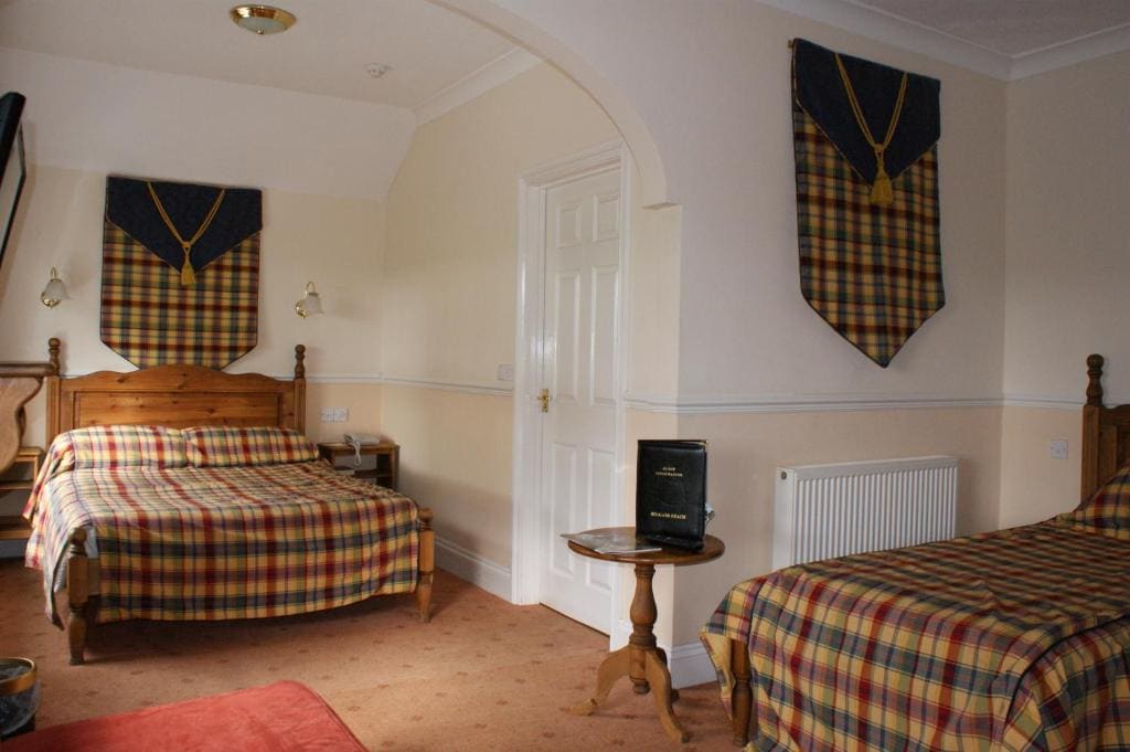 Family Room (2 Adults + 2 Children) room - Image 1