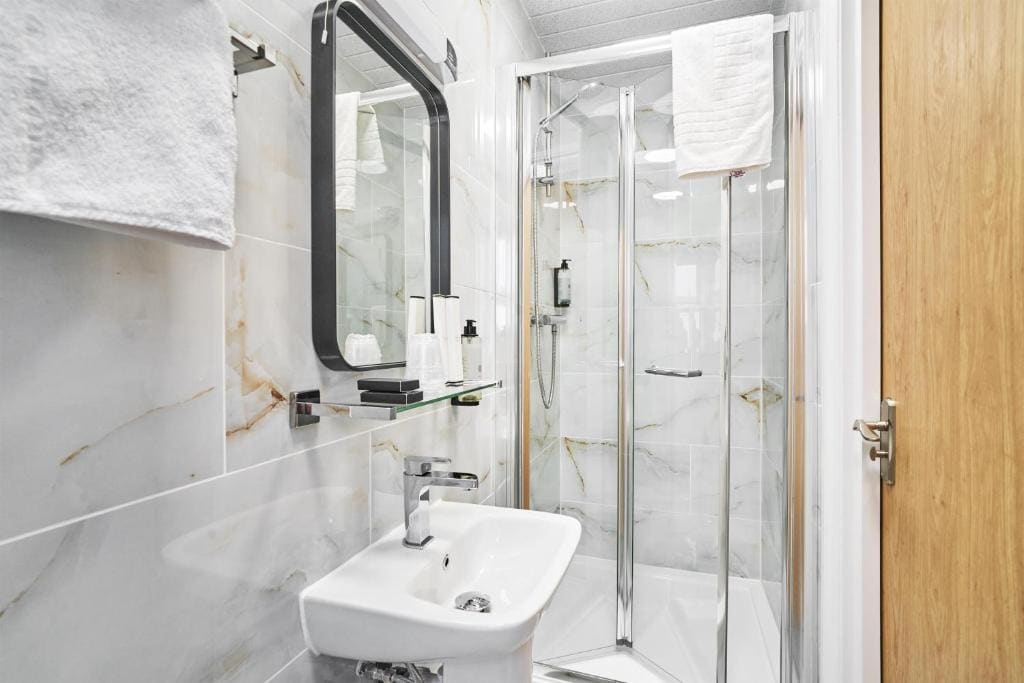 Standard Single Room - Non-Smoking room - Image 2