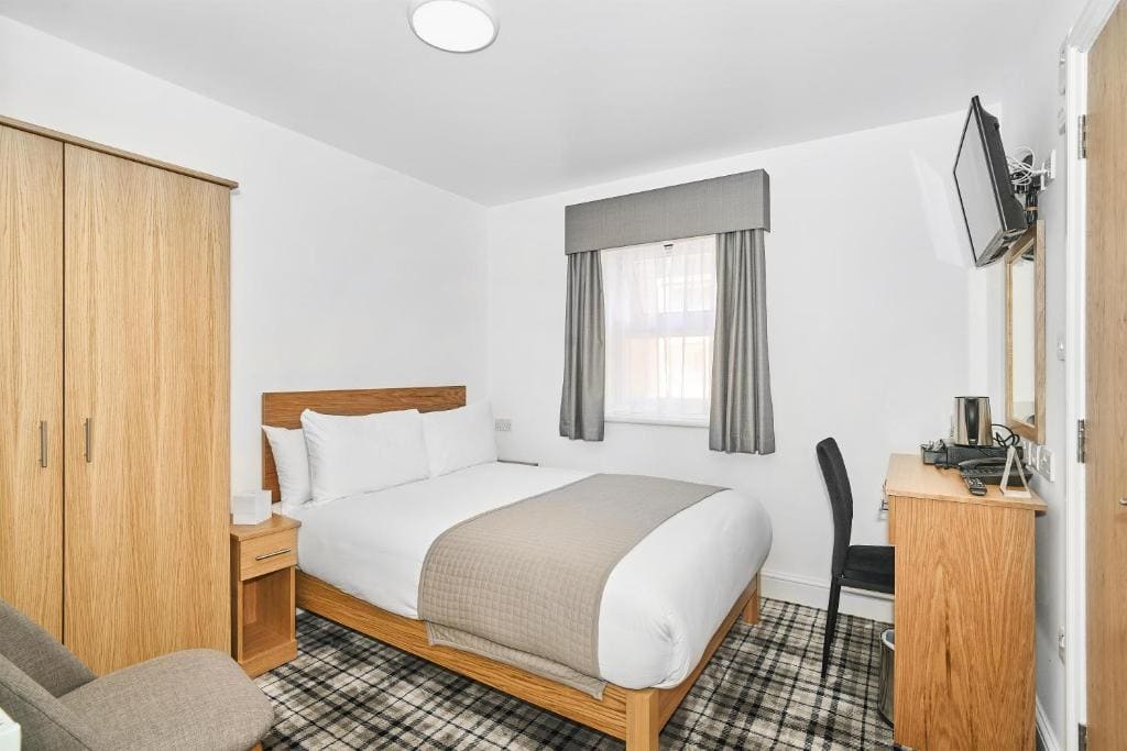 Standard Double Room - Non-Smoking room - Image 1