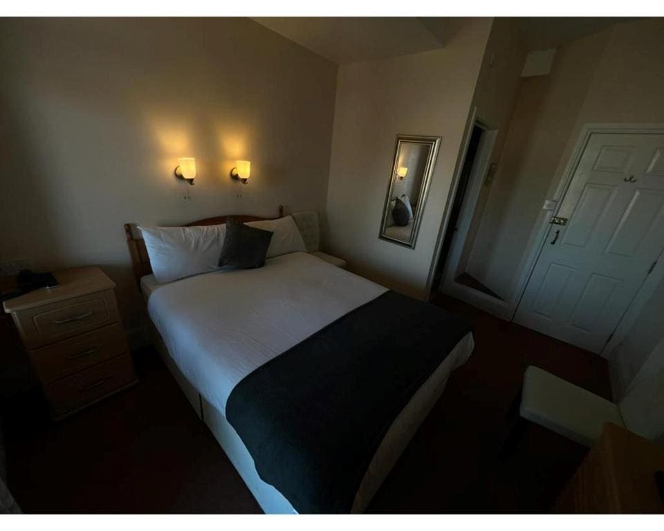 Triple Room with Sea View room - Image 2