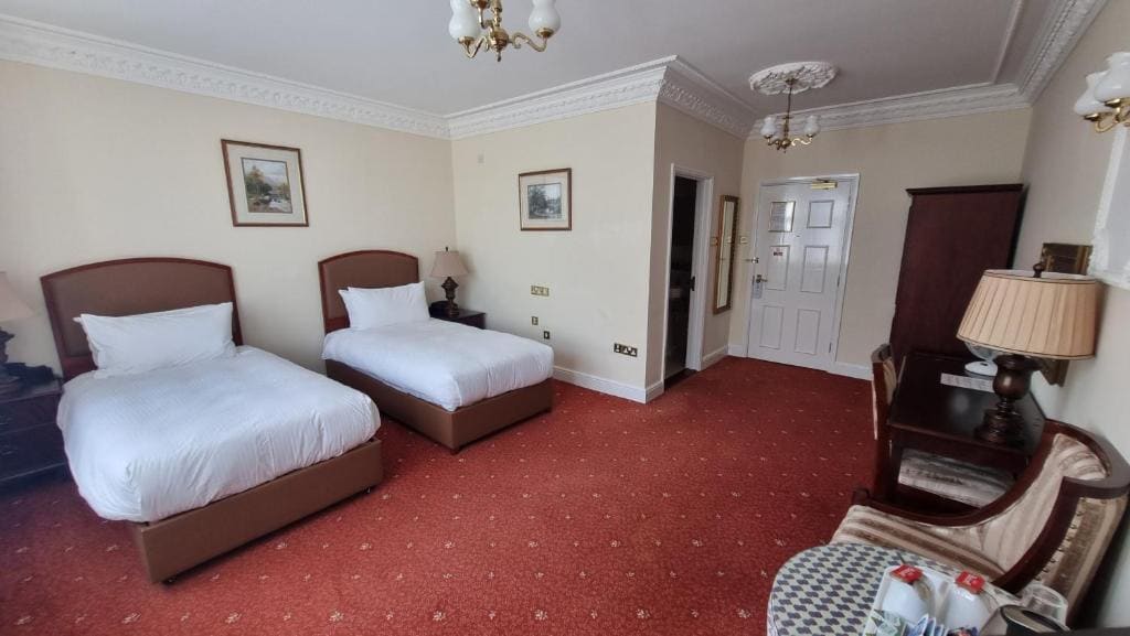Standard Twin Room room - Image 2