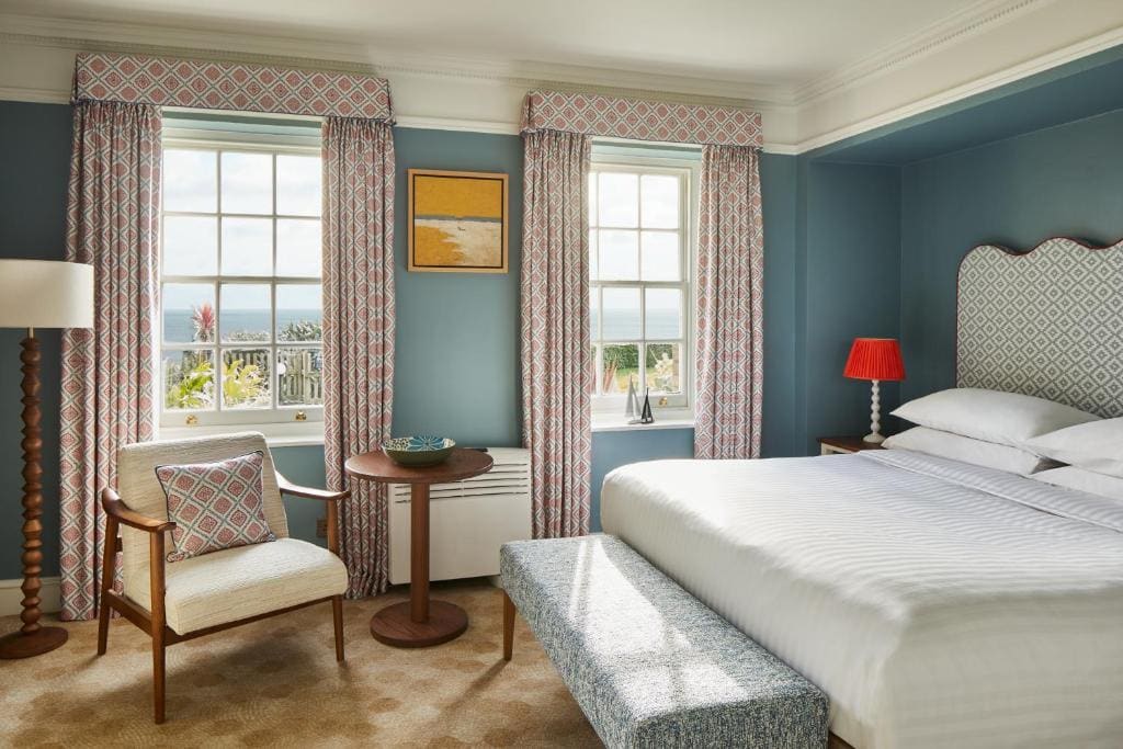 Newly Renovated Coastal Cottage Room room - Image 1